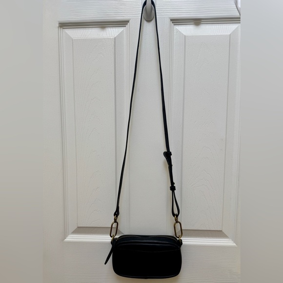 Madewell NWOT Essentials Carabiner Mini Leather Crossbody - Picture 8 of 8